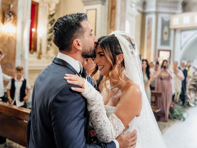 Il matrimonio di Cosimo e Amanda a Carovigno, Brindisi 21