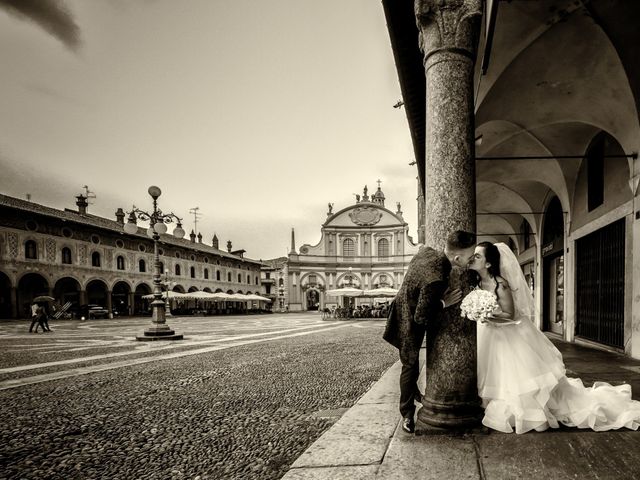 Il matrimonio di Simone e Teresa a Vigevano, Pavia 34