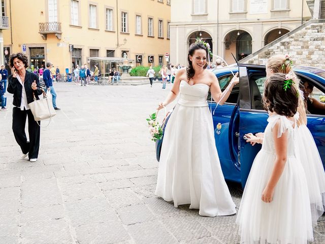 Il matrimonio di Abdoulaye e Giulia a Prato, Prato 14