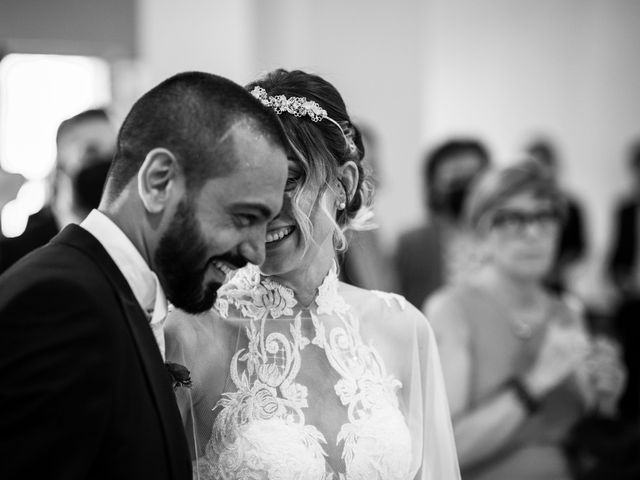 Il matrimonio di Giuseppe e Naike a Vigevano, Pavia 21