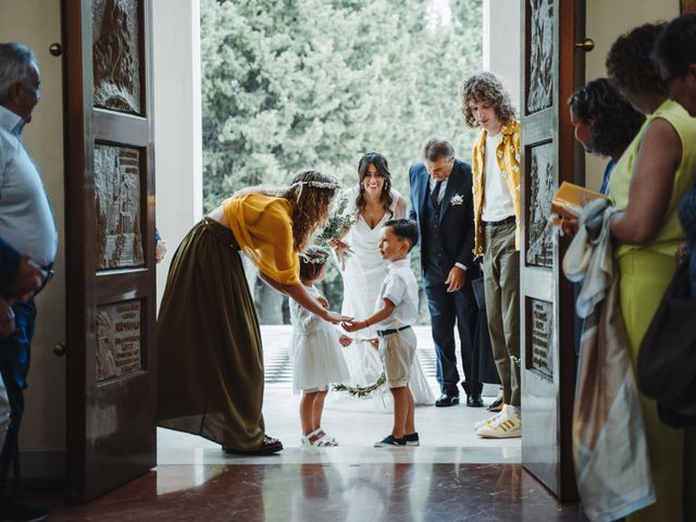 Il matrimonio di Simone e Nicoletta a Montenero di Bisaccia, Campobasso 25