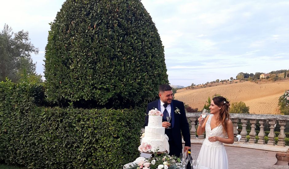 Il matrimonio di Michele e Stefania a Sarnano, Macerata