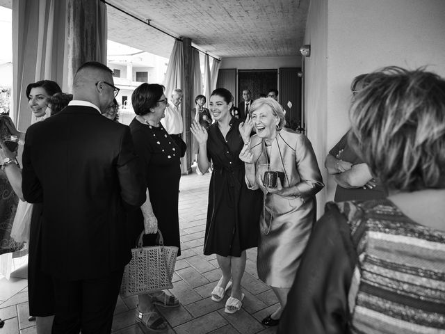 Il matrimonio di Riccardo e Giulia a Corte Franca, Brescia 21