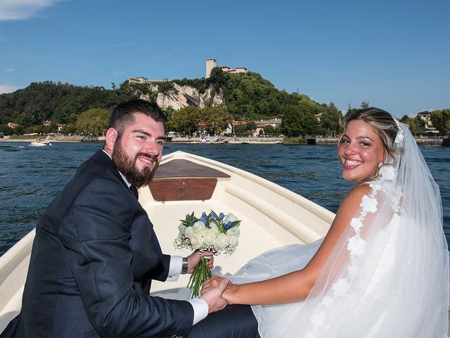 Il matrimonio di Davide e Simona a Angera, Varese 31