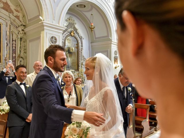 Il matrimonio di Silvia e Francesco a Mola di Bari, Bari 7