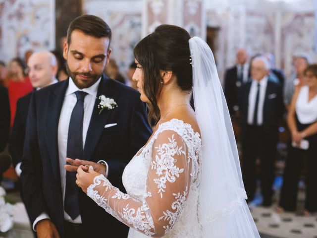 Il matrimonio di Antonella e Luigi a Vietri sul Mare, Salerno 15