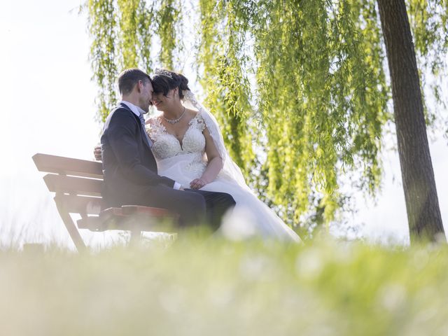 Il matrimonio di Mirko e Adriana a Ternate, Varese 20