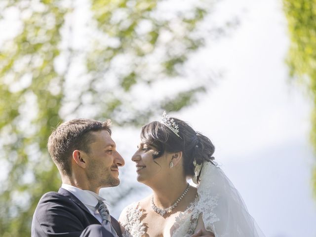 Il matrimonio di Mirko e Adriana a Ternate, Varese 22