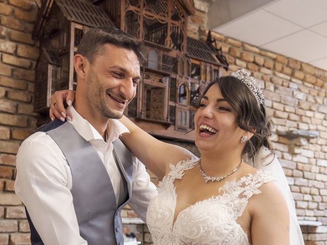 Il matrimonio di Mirko e Adriana a Ternate, Varese 25