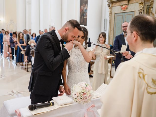 Il matrimonio di Andrea e Alessia a Mesagne, Brindisi 38