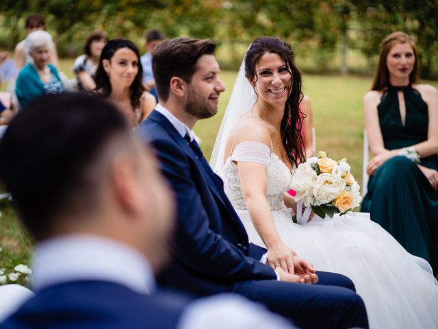 Il matrimonio di Jacopo e Valentina a Vergiate, Varese 30