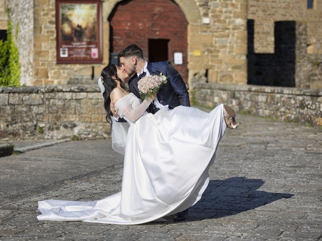 Il matrimonio di Pasquale e Viola a Poppi, Arezzo 31