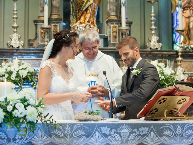 Il matrimonio di Michele e Fabiola a Montevecchia, Lecco 33
