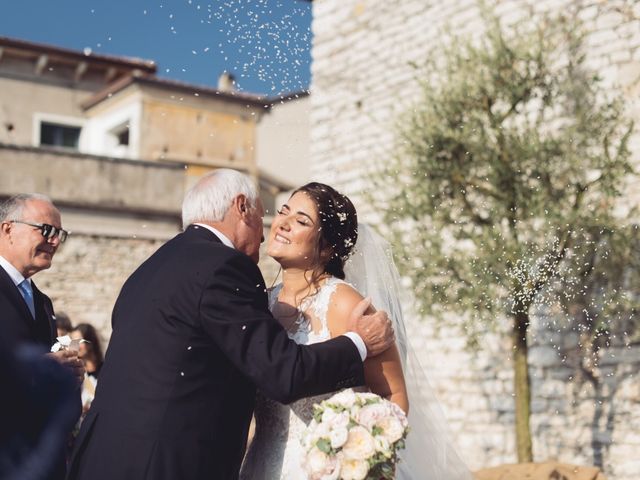 Il matrimonio di Francesco e Camilla a Sant&apos;Ambrogio di Valpolicella, Verona 40