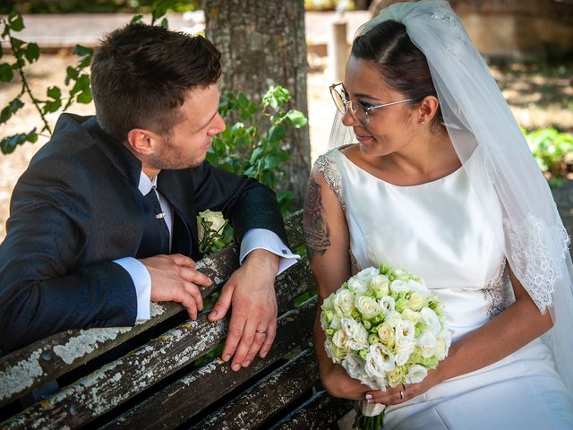 Il matrimonio di Emanuele e Rachele a Treia, Macerata 17