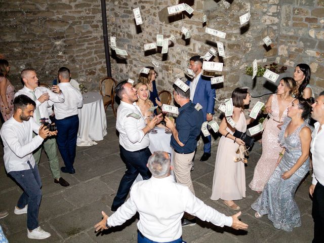 Il matrimonio di Cristian e Anisa a Villongo, Bergamo 65