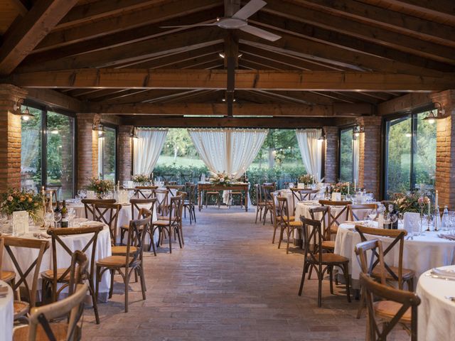 Il matrimonio di Laura e Matteo a Castel San Pietro Terme, Bologna 48