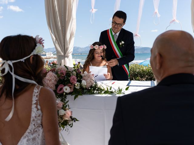 Il matrimonio di Maura e Nicola a Terracina, Latina 14