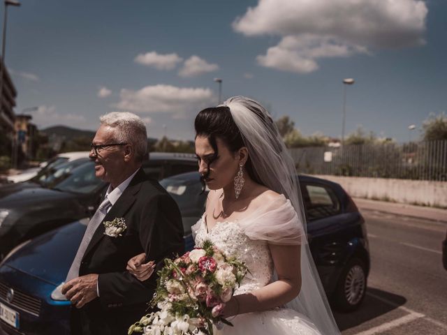 Il matrimonio di Raffaele e Sabrina a Montaione, Firenze 15