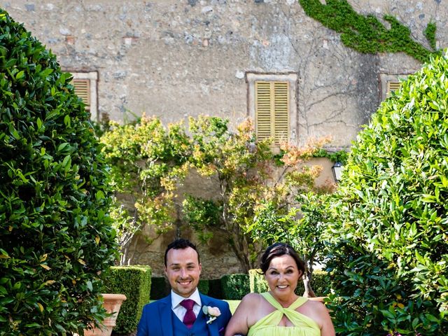 Il matrimonio di Antonio e Lena a Monteriggioni, Siena 34