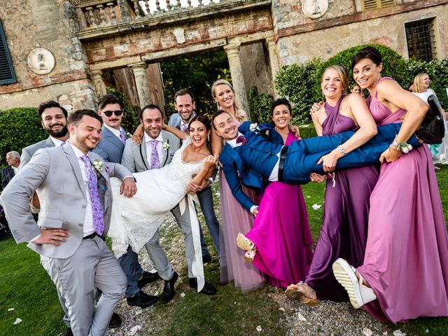 Il matrimonio di Antonio e Lena a Monteriggioni, Siena 53