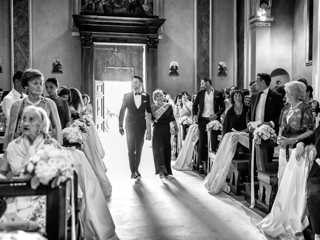 Il matrimonio di Davide e Stephanie a Bergamo, Bergamo 16