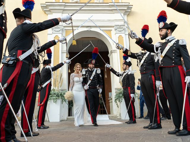 Il matrimonio di Francesco e Flora a Strongoli, Crotone 29