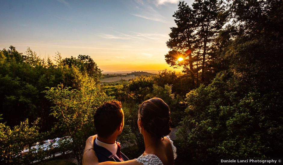 Il matrimonio di Antonio e Lena a Monteriggioni, Siena