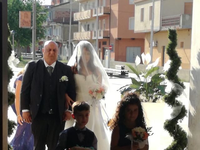 Il matrimonio di Giuseppe  e Sara  a Cutro, Crotone 19