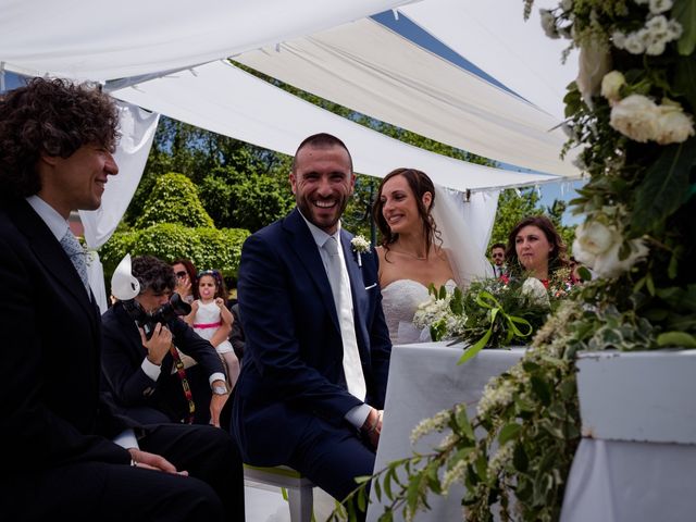 Il matrimonio di Luca e Camilla a Napoli, Napoli 7