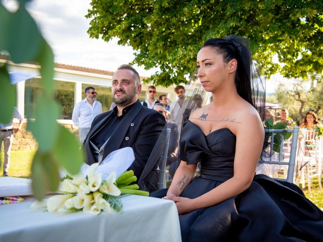 Il matrimonio di Enrico e Rebecca a Montevarchi, Arezzo 44