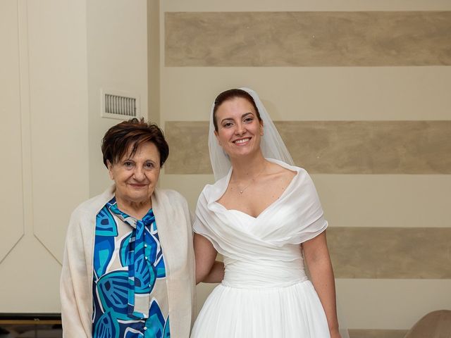 Il matrimonio di Alessia e Roberto a Tavernola Bergamasca, Bergamo 54