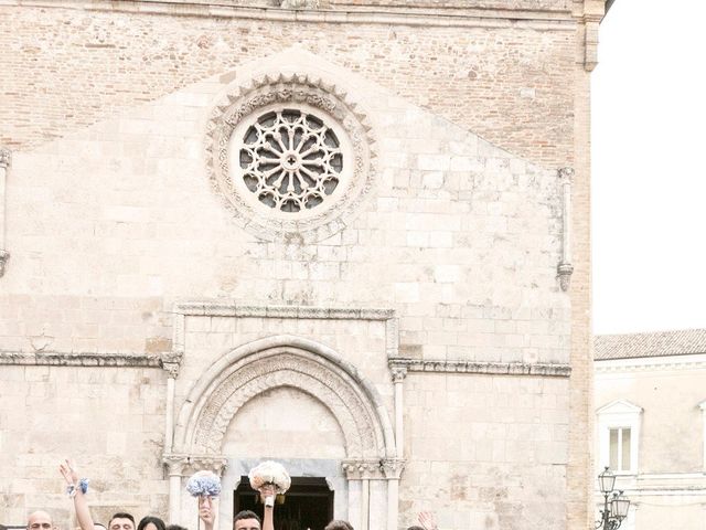 Il matrimonio di Simone e Giò a Vasto, Chieti 19