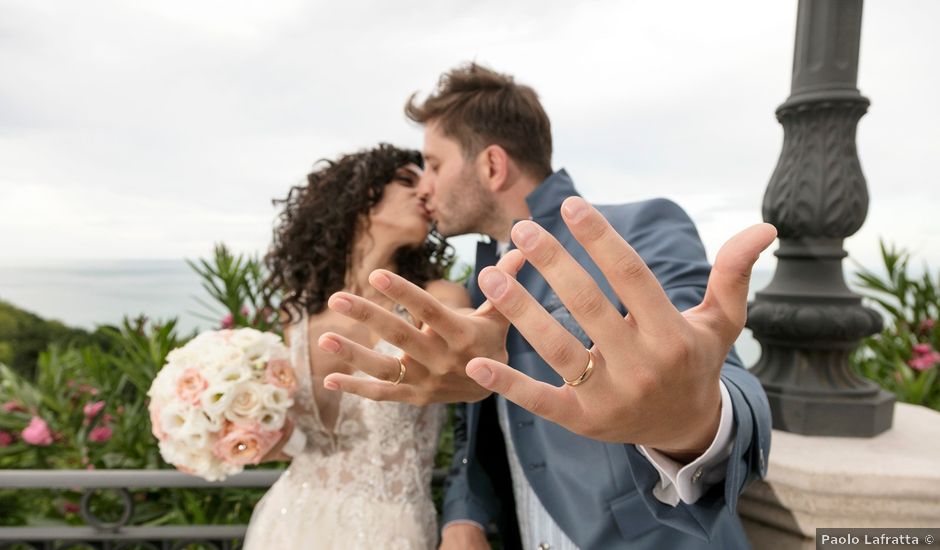 Il matrimonio di Simone e Giò a Vasto, Chieti