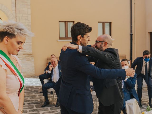 Il matrimonio di Dora e Giancarlo a Torino di Sangro, Chieti 53
