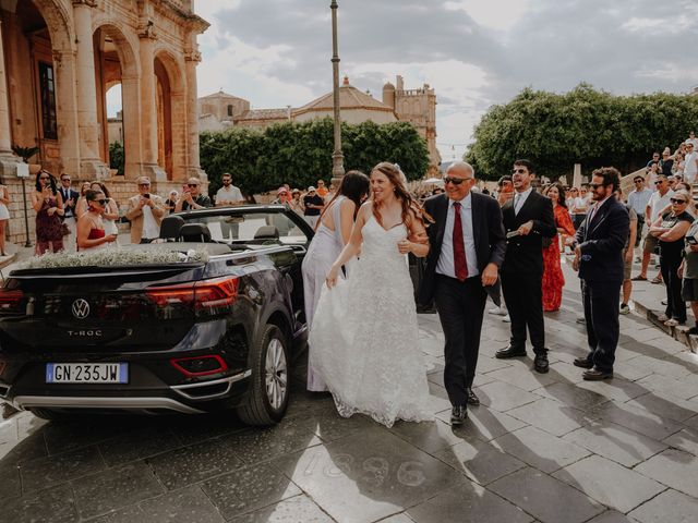 Il matrimonio di Iris e Gian Luca a Noto, Siracusa 14