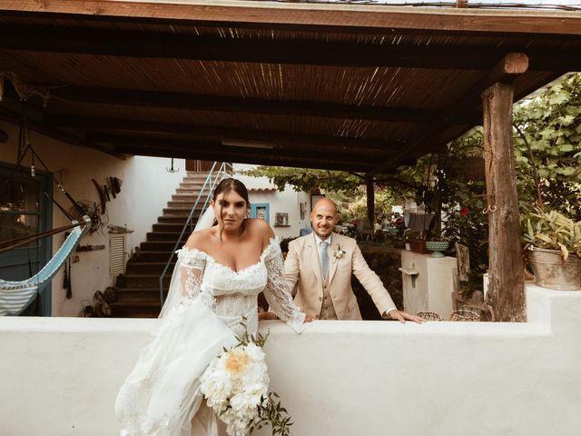 Il matrimonio di Dario e Giorgia a Isla Vulcano, Messina 29
