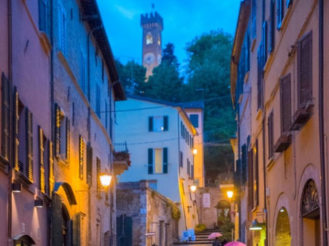 Il matrimonio di Michele e Jennifer a Verucchio, Rimini 18