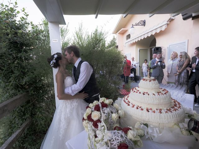 Il matrimonio di Giovanni e Ambra a Cesena, Forlì-Cesena 52