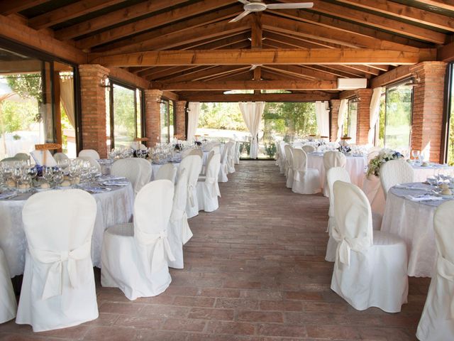 Il matrimonio di Vittorio e Elena a Castel San Pietro Terme, Bologna 21