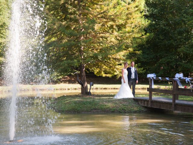 Il matrimonio di Vittorio e Elena a Castel San Pietro Terme, Bologna 39