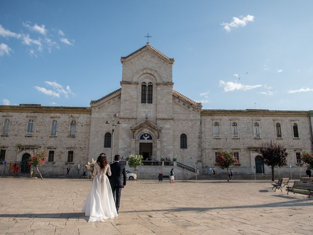 Il matrimonio di Fabio e Viviana a Giovinazzo, Bari 22