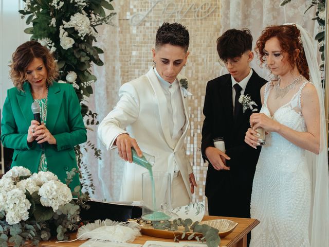 Il matrimonio di Mery e Rox a Latronico, Potenza 36