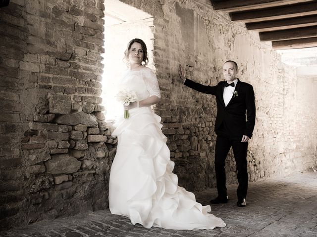 Il matrimonio di Roberto e Roberta a Porto San Giorgio, Fermo 17