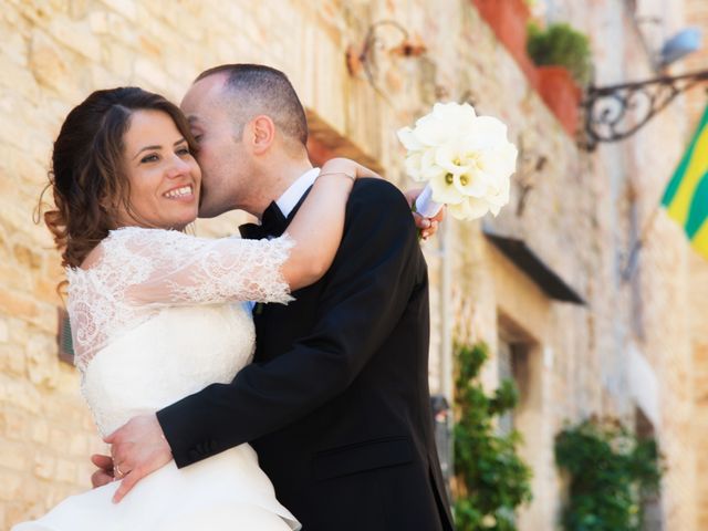 Il matrimonio di Roberto e Roberta a Porto San Giorgio, Fermo 28