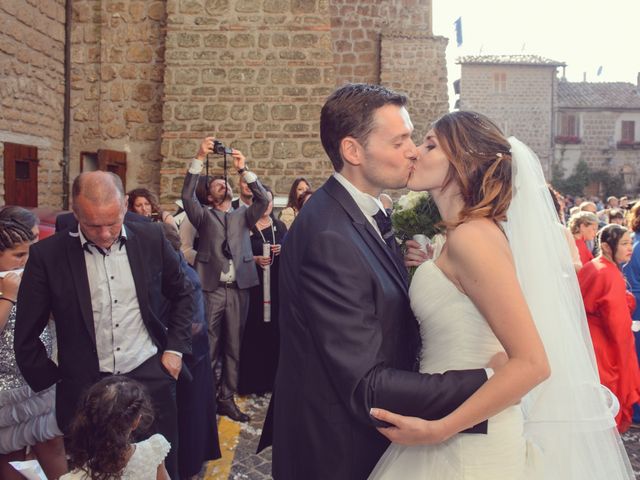 Il matrimonio di Mario e Elisa a Barbarano Romano, Viterbo 29