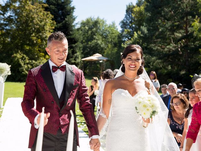 Il matrimonio di Ivano e Giovanna a Monvalle, Varese 19