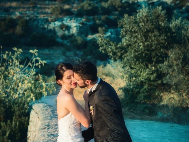 Il matrimonio di Gianni e Corina a Ispica, Ragusa 35