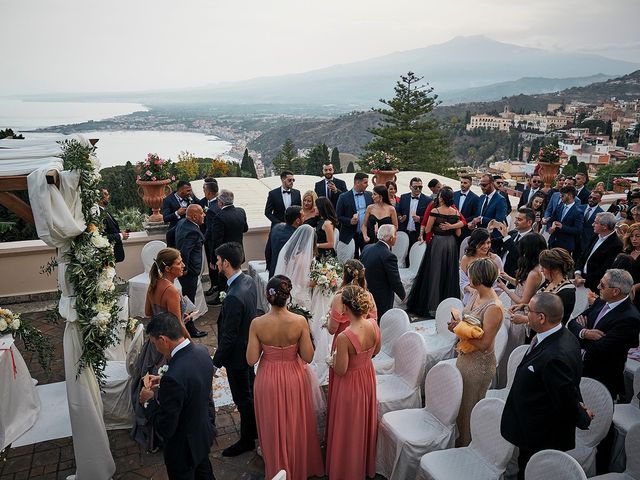 Il matrimonio di Agostino e Carla a Taormina, Messina 11