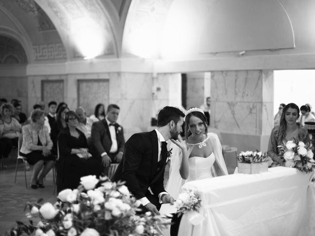 Il matrimonio di Ilaria e Michael a Monte San Pietrangeli, Fermo 44